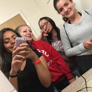 Meet your Posher, Karla